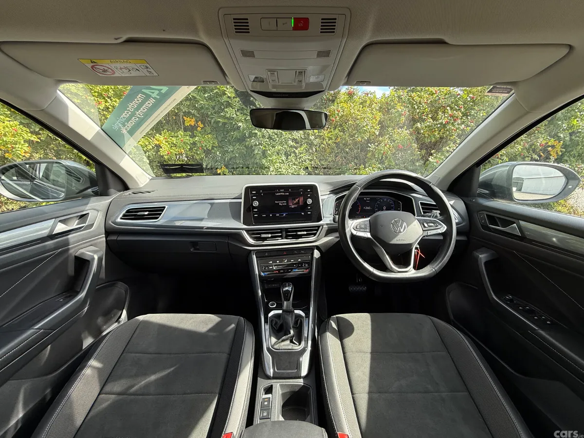 Volkswagen T-Roc SUV, Petrol, 2023, Grey