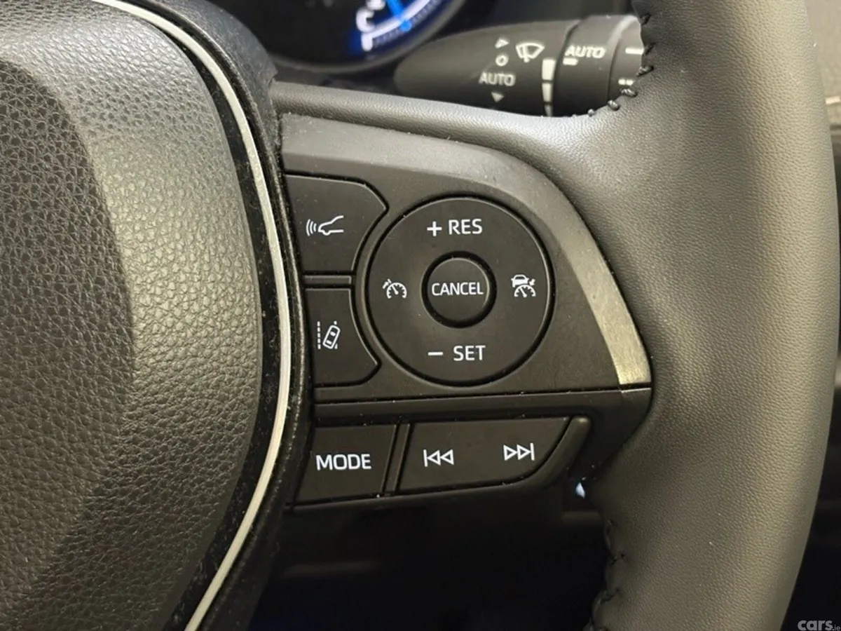 Toyota RAV4 SUV, Petrol Hybrid, 2024, Red
