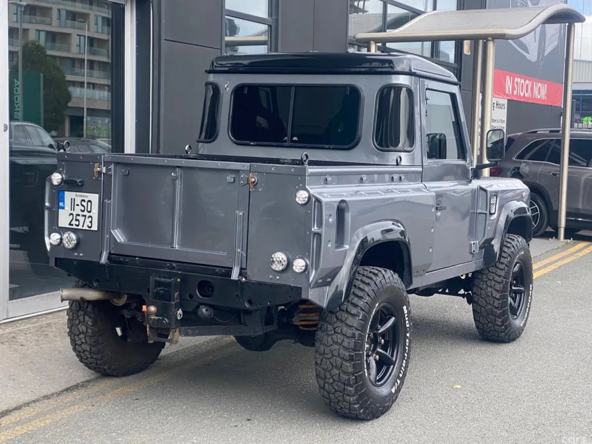 Land Rover Defender Pick Up, Diesel, 2011, Grey