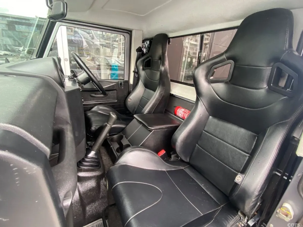 Land Rover Defender Pick Up, Diesel, 2011, Grey