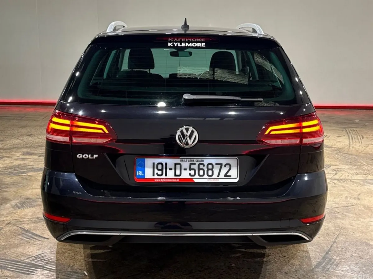 Volkswagen Golf Estate, Petrol, 2019, Black
