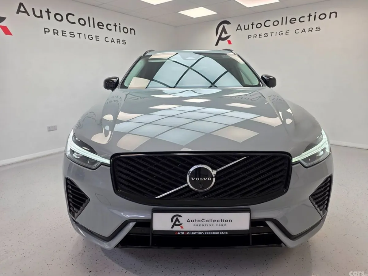 Volvo XC60 SUV, Petrol Plug-in Hybrid, 2025, Grey