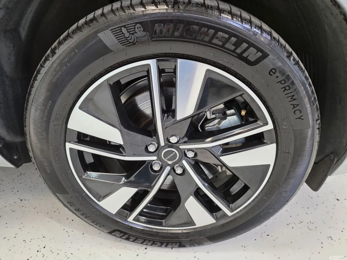 Volvo XC60 SUV, Petrol Plug-in Hybrid, 2025, Grey