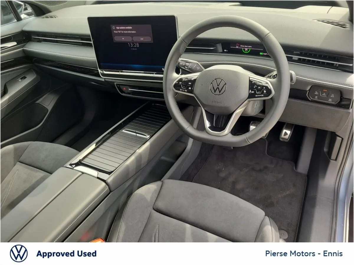 Volkswagen ID.7 Hatchback, Electric, 2026, Blue