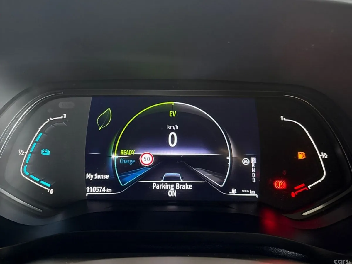 Renault Arkana Hatchback, Petrol Hybrid, 2022, Blue