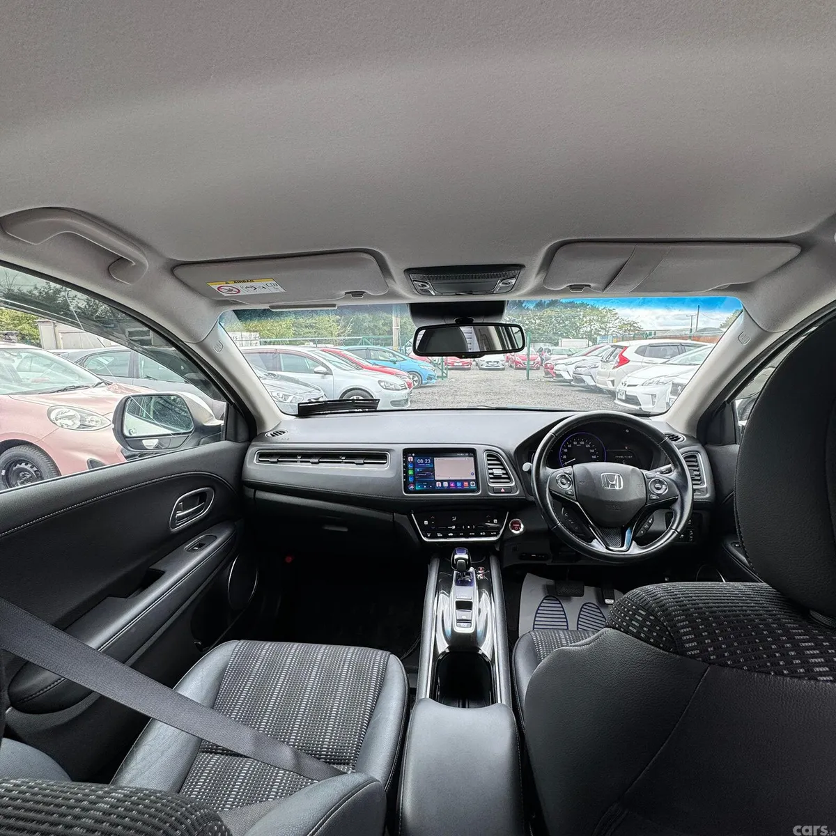 Honda Vezel Estate, Petrol Hybrid, 2018, White