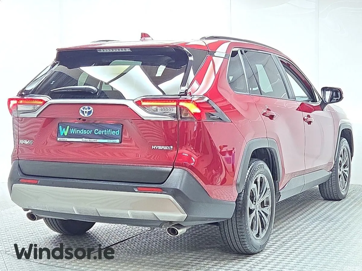 Toyota RAV4 SUV, Petrol Hybrid, 2023, Red
