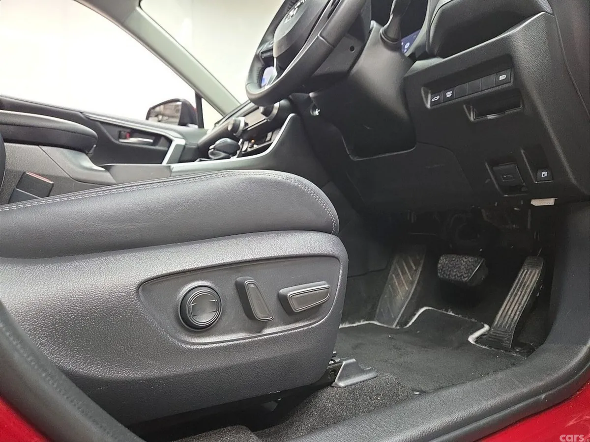 Toyota RAV4 SUV, Petrol Hybrid, 2023, Red