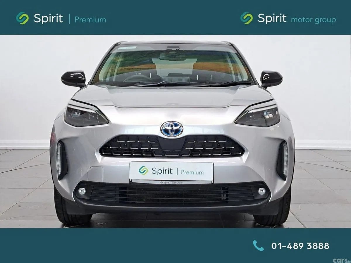 Toyota Yaris Cross Hatchback, Petrol Hybrid, 2024, Grey