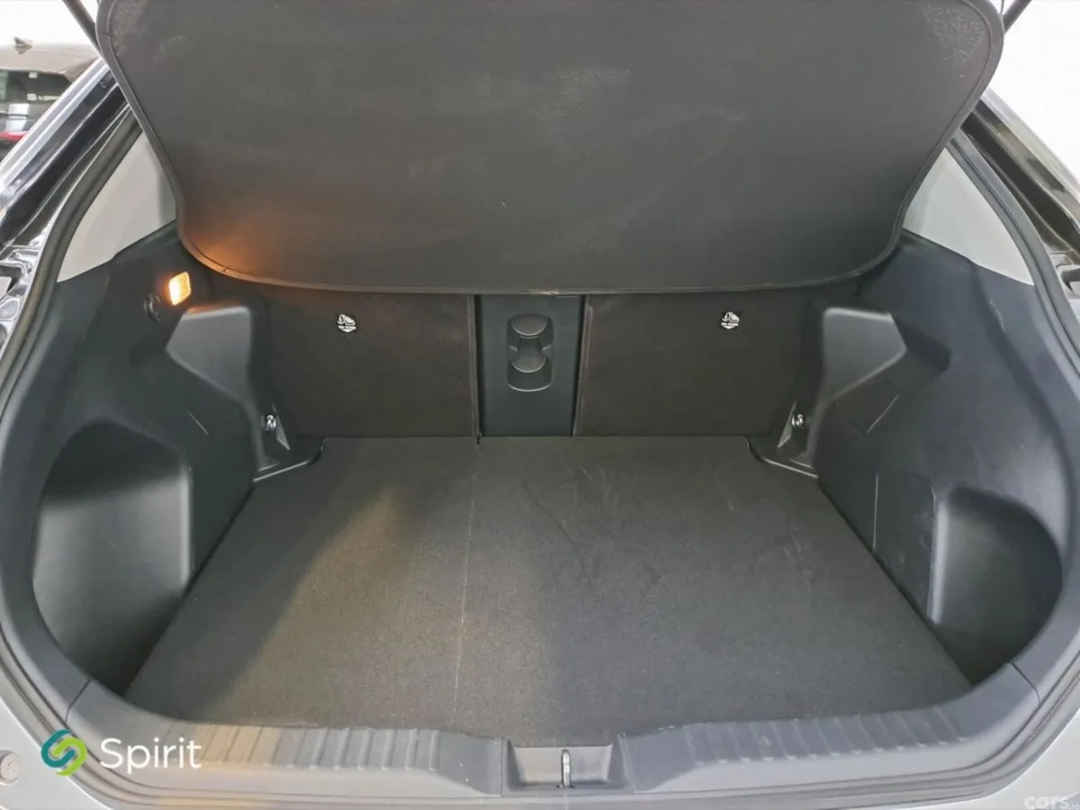 Toyota Yaris Cross Hatchback, Petrol Hybrid, 2024, Grey