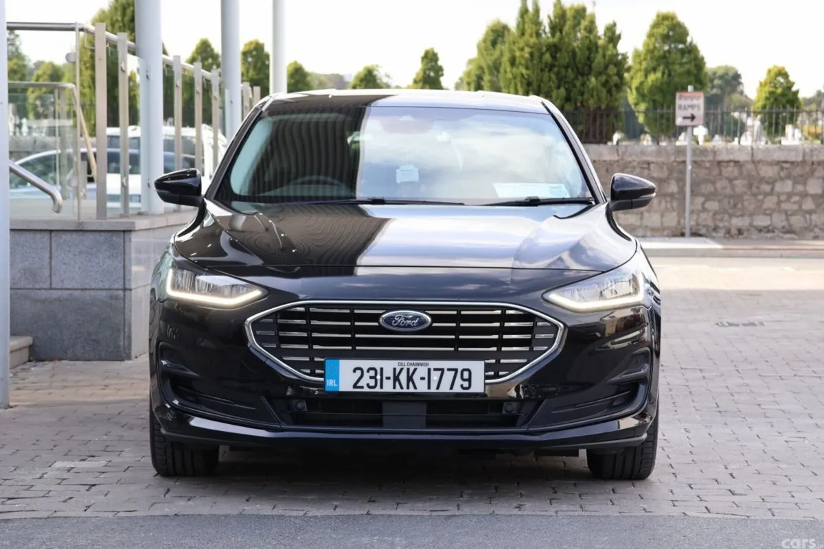 Ford Focus Hatchback, Petrol, 2023, Black