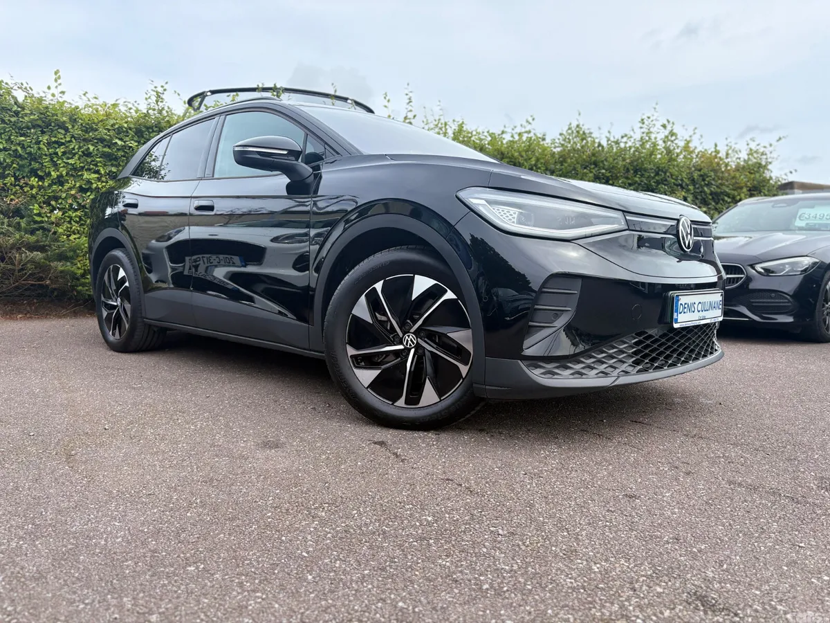 Volkswagen ID.4 SUV, Electric, 2025, Black