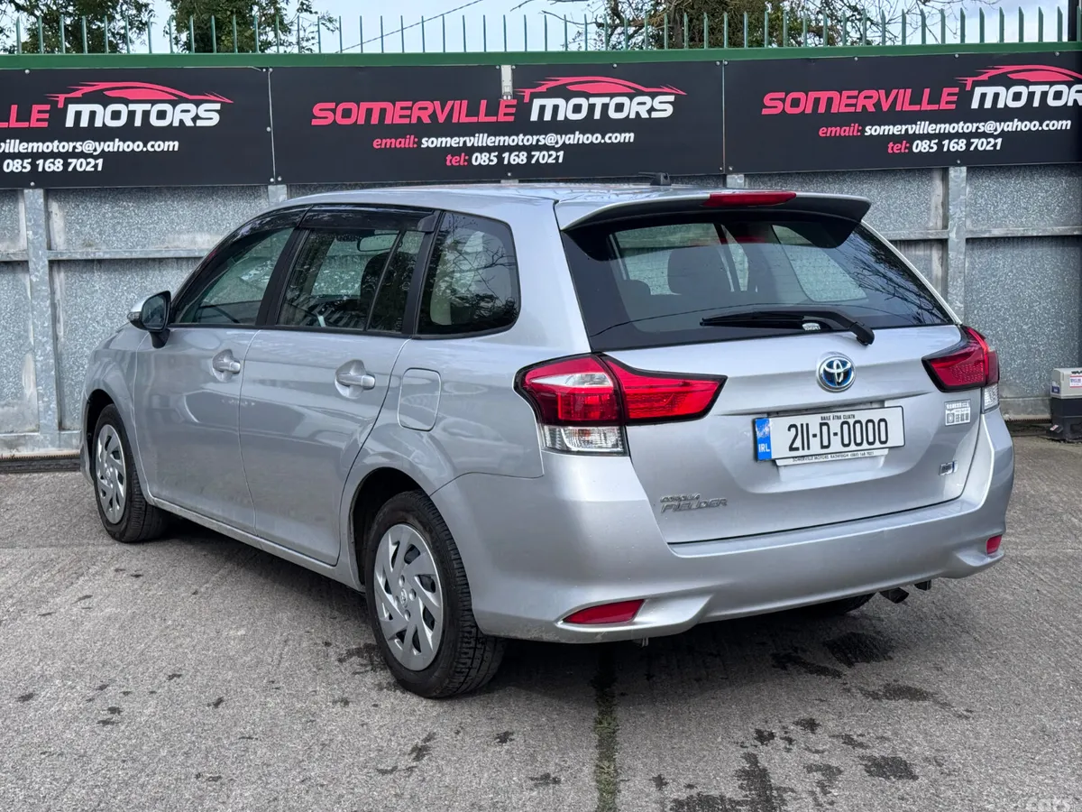 Toyota Corolla Estate, Petrol Hybrid, 2021, Silver
