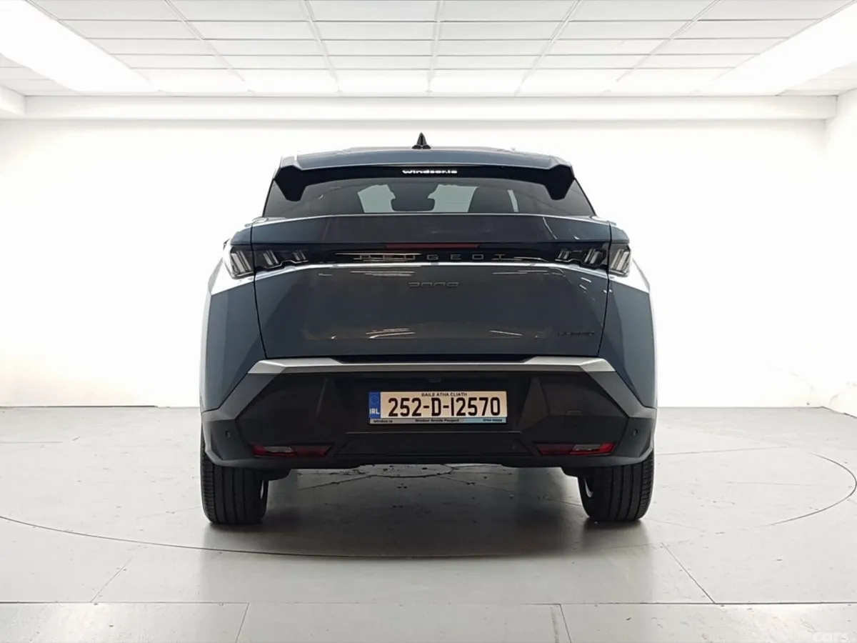 Peugeot 3008 MPV, Petrol, 2025, Blue
