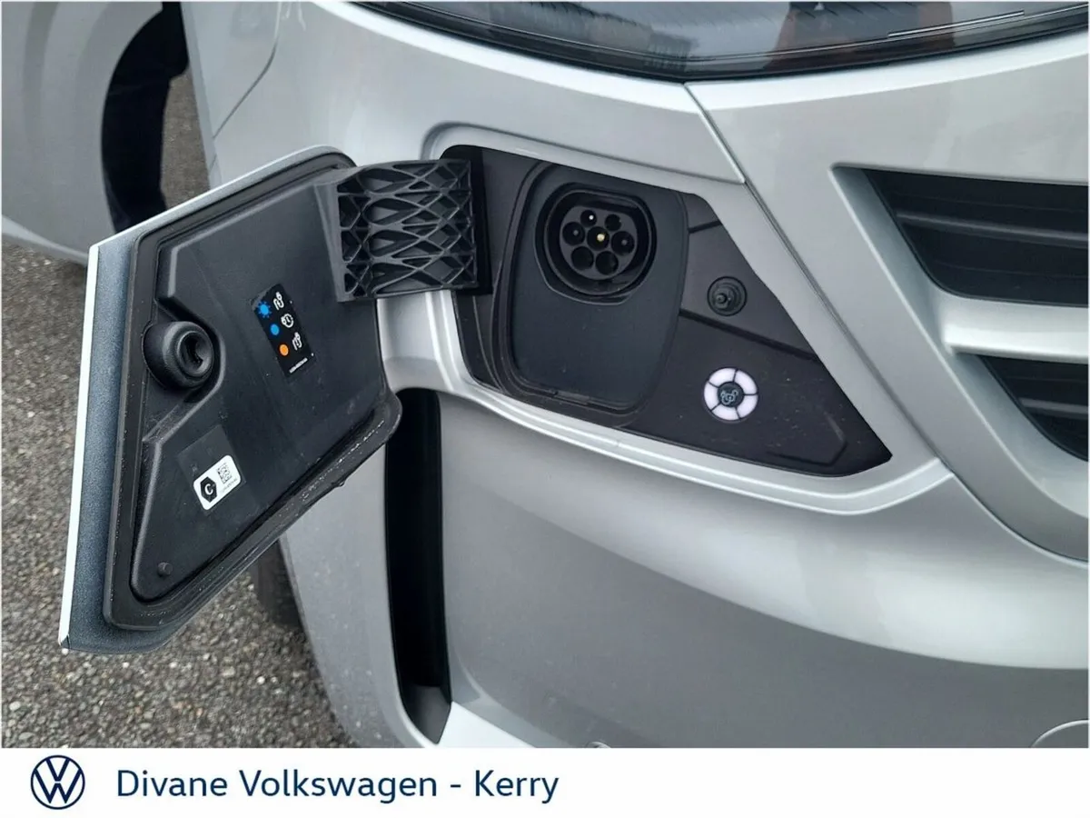 Volkswagen Caravelle MPV, Petrol Plug-in Hybrid, 2027, Silver
