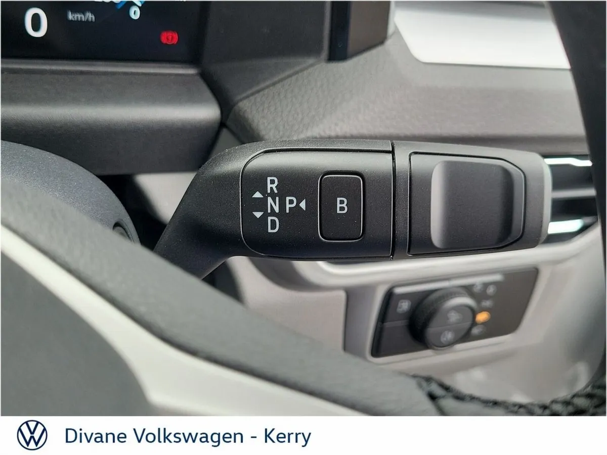 Volkswagen Caravelle MPV, Petrol Plug-in Hybrid, 2027, Silver