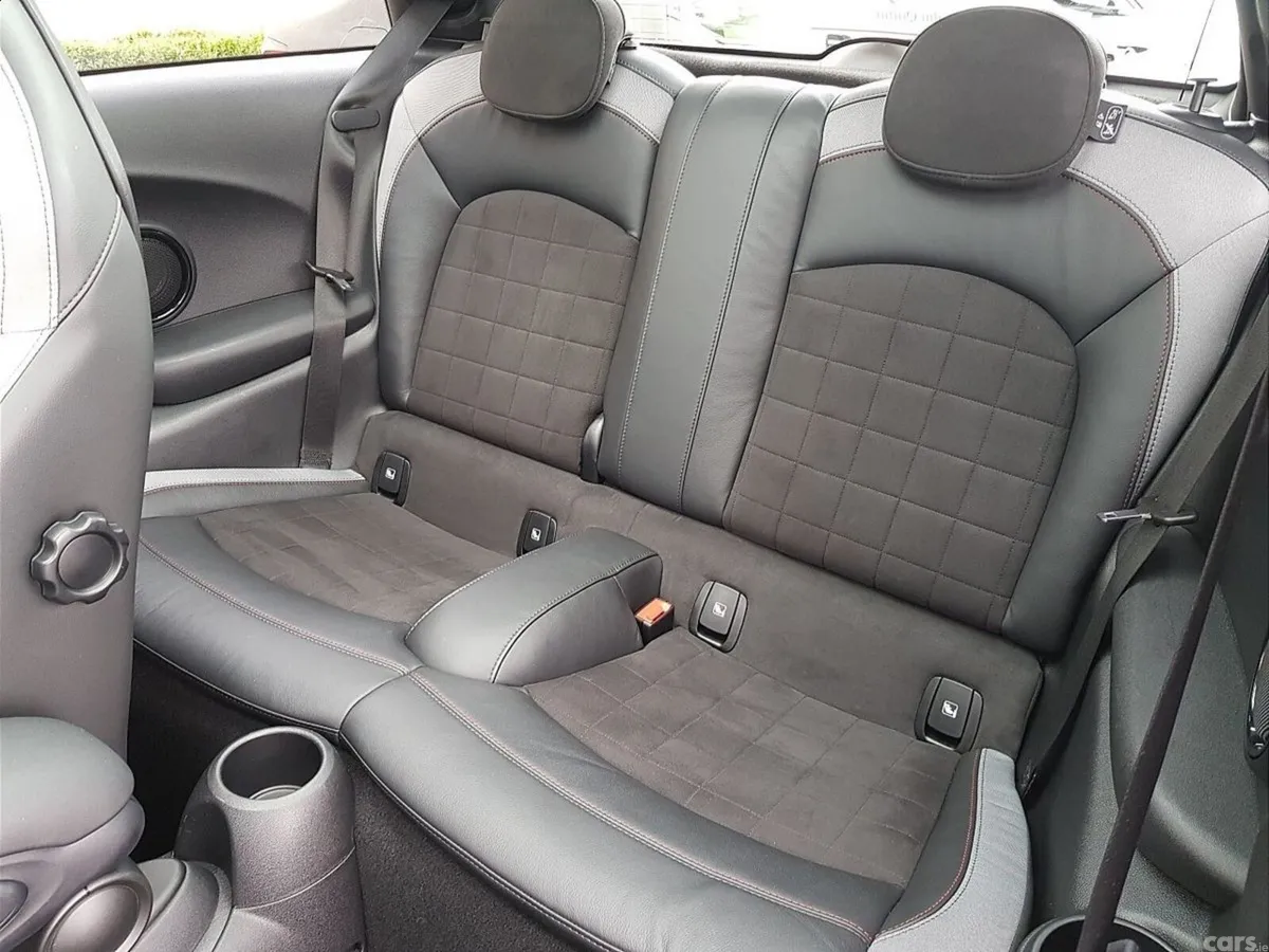 Mini Cooper Hatchback, Petrol, 2022, Blue