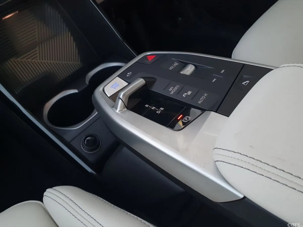 BMW iX1 SUV, Electric, 2026, Black