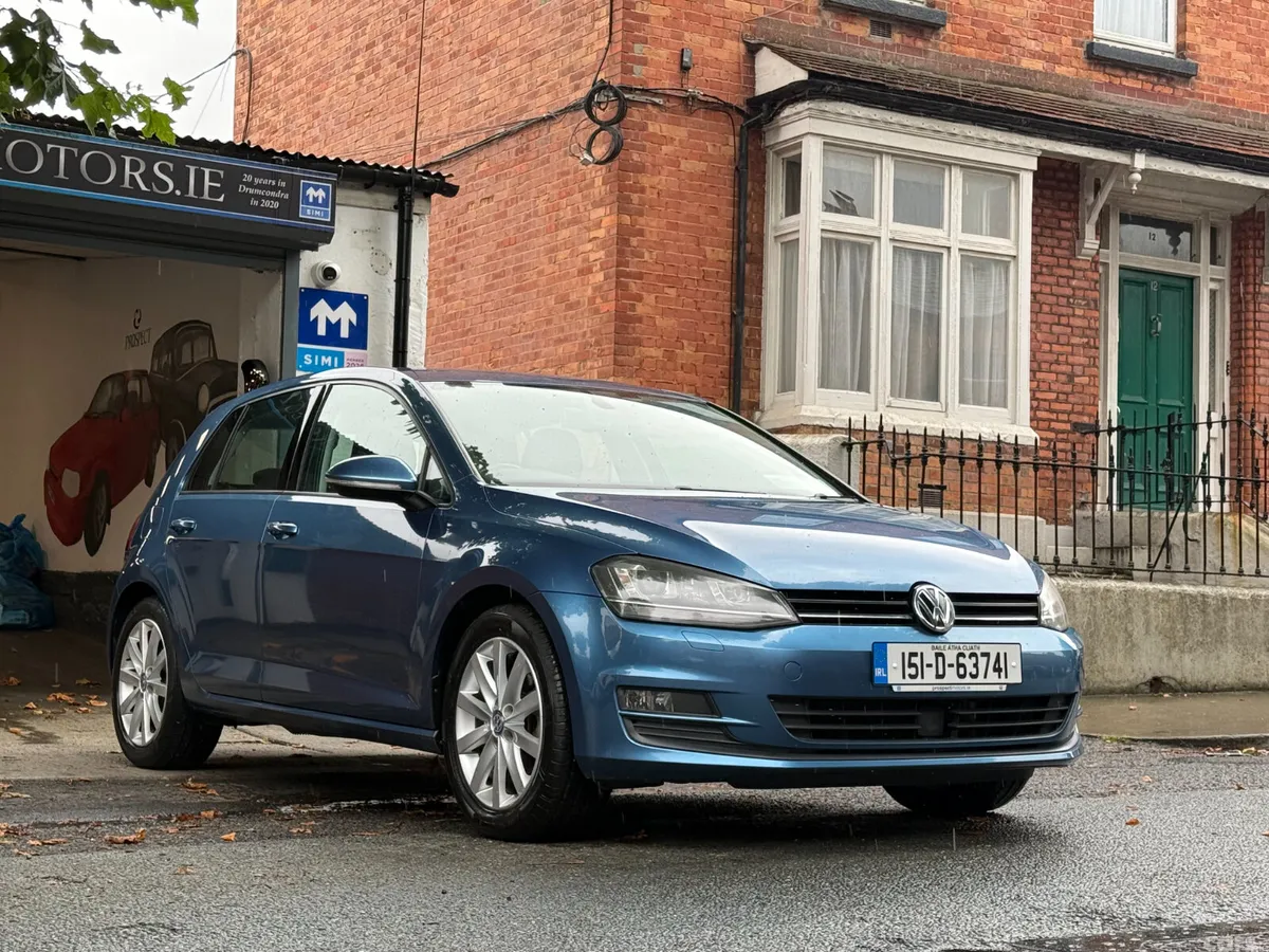 Volkswagen Golf Hatchback, Petrol, 2015, Blue