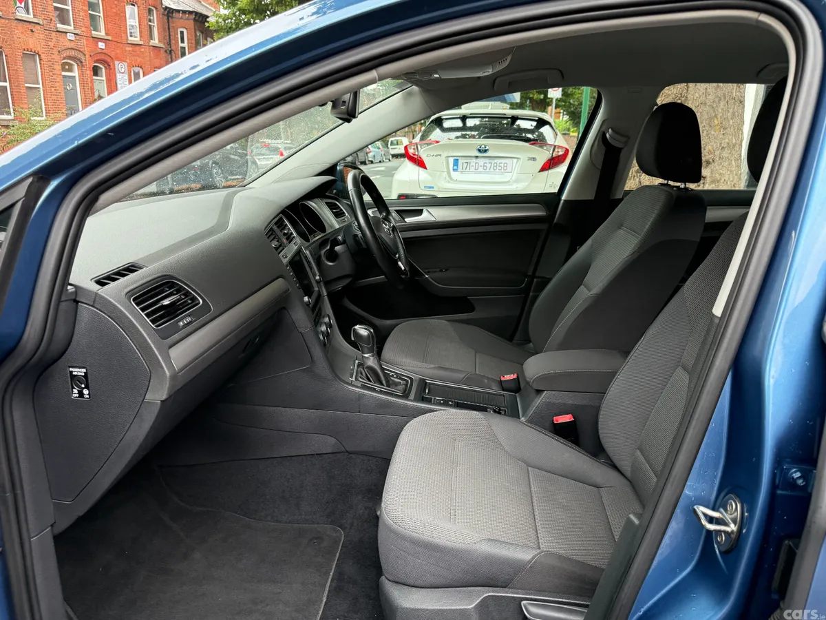 Volkswagen Golf Hatchback, Petrol, 2015, Blue