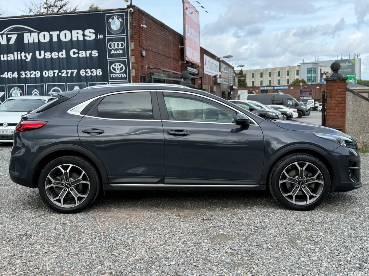Kia XCeed Hatchback, Petrol Plug-in Hybrid, 2022, Grey