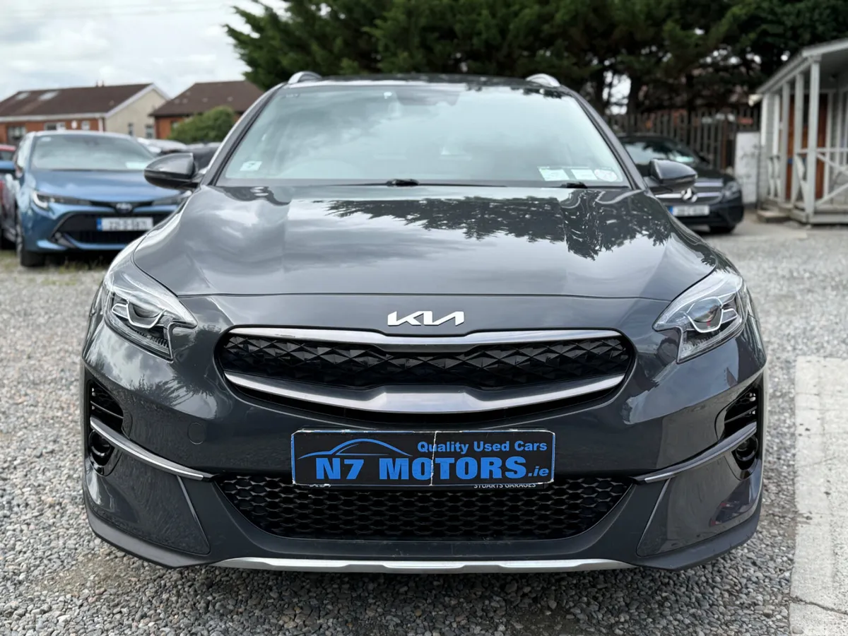 Kia XCeed Hatchback, Petrol Plug-in Hybrid, 2022, Grey