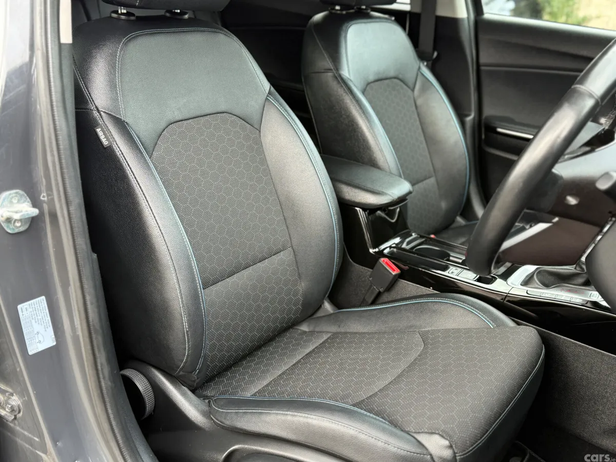 Kia XCeed Hatchback, Petrol Plug-in Hybrid, 2022, Grey