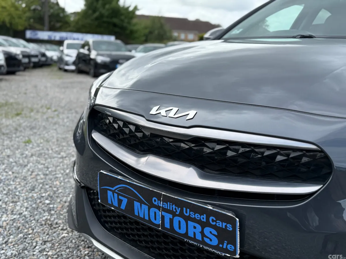 Kia XCeed Hatchback, Petrol Plug-in Hybrid, 2022, Grey