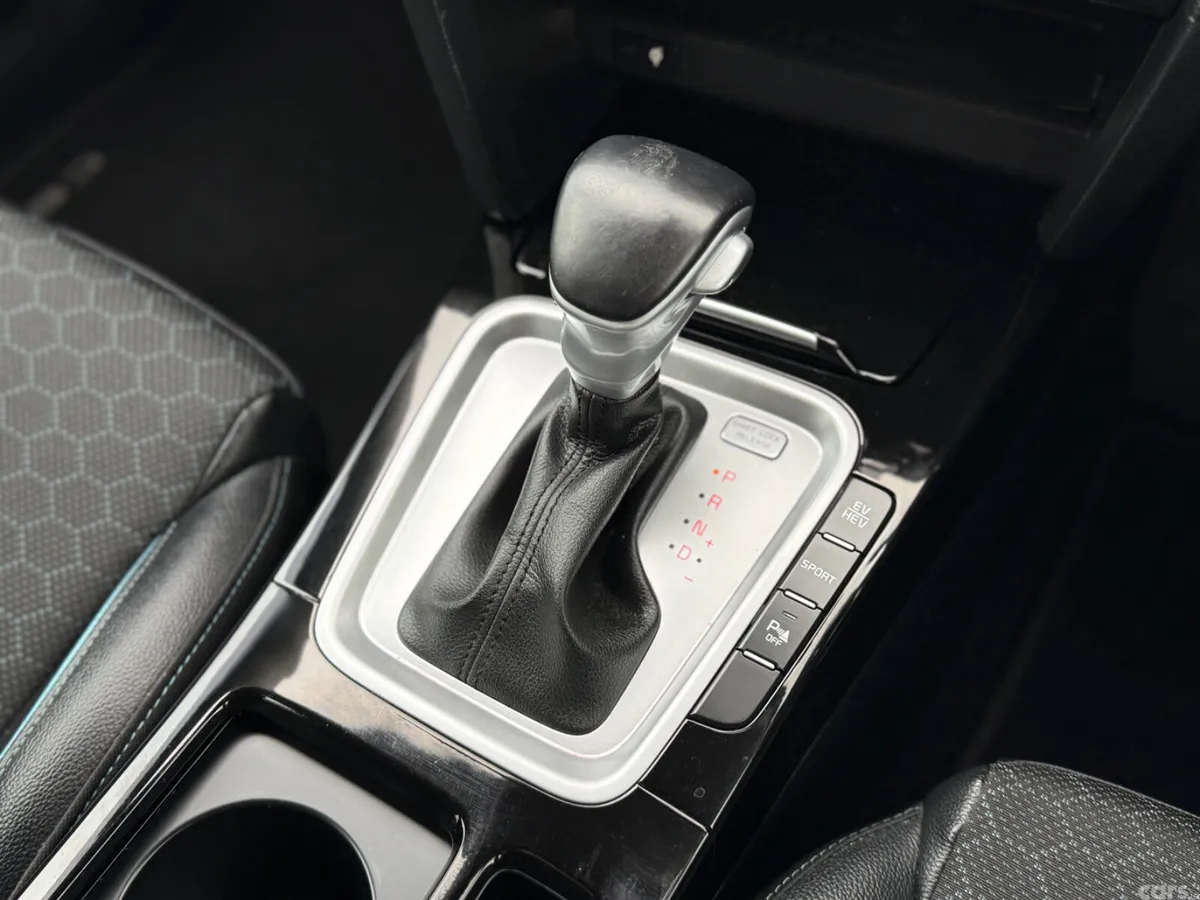 Kia XCeed Hatchback, Petrol Plug-in Hybrid, 2022, Grey
