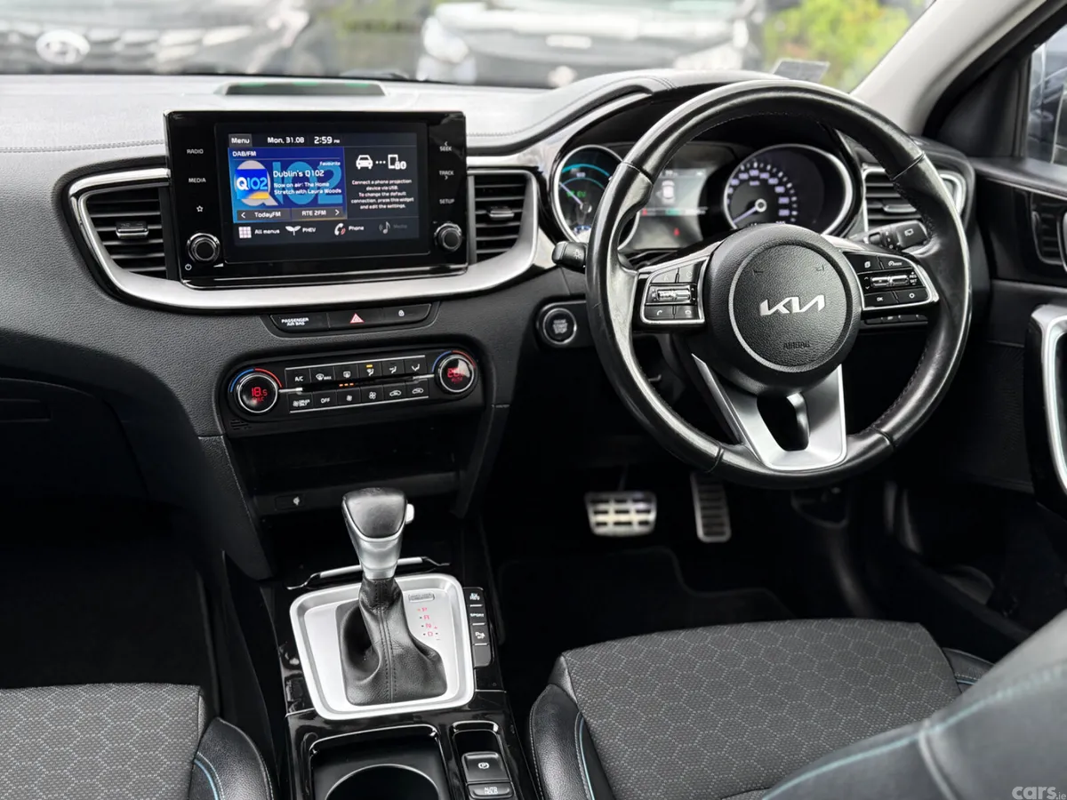 Kia XCeed Hatchback, Petrol Plug-in Hybrid, 2022, Grey