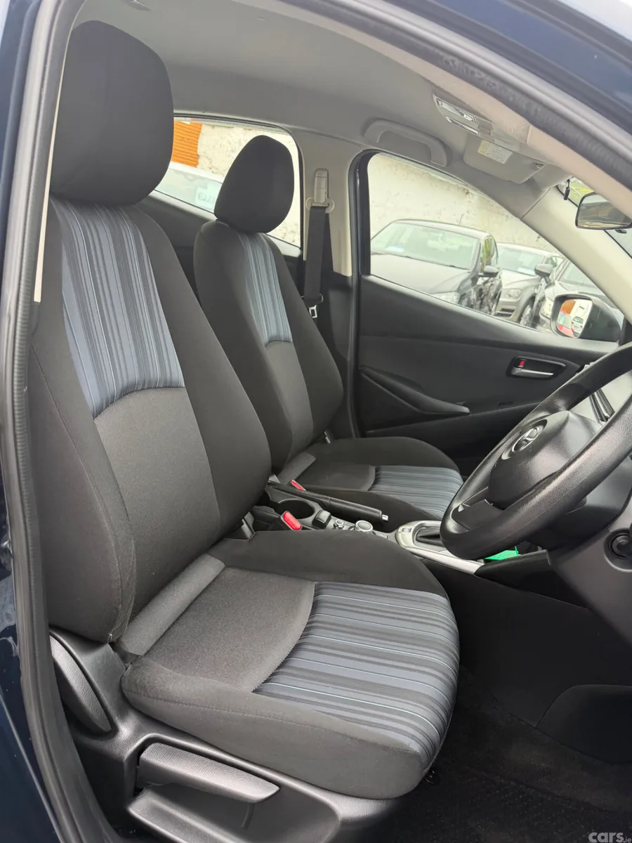Mazda Demio Hatchback, Petrol, 2015, Blue