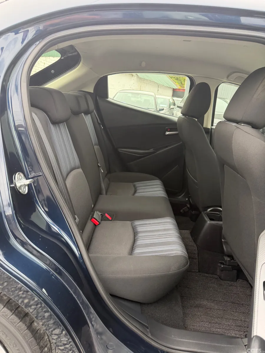 Mazda Demio Hatchback, Petrol, 2015, Blue