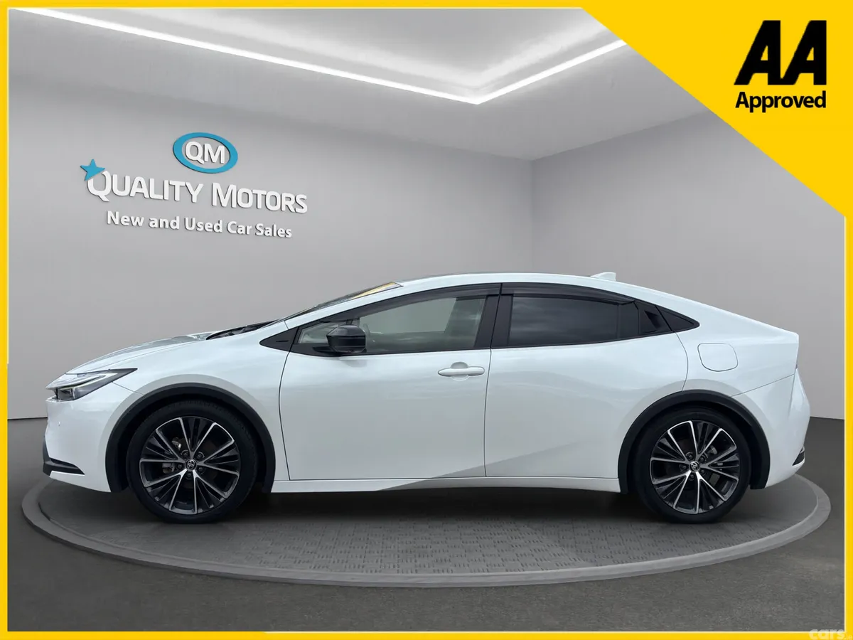 Toyota Prius Saloon, Petrol Hybrid, 2023, White