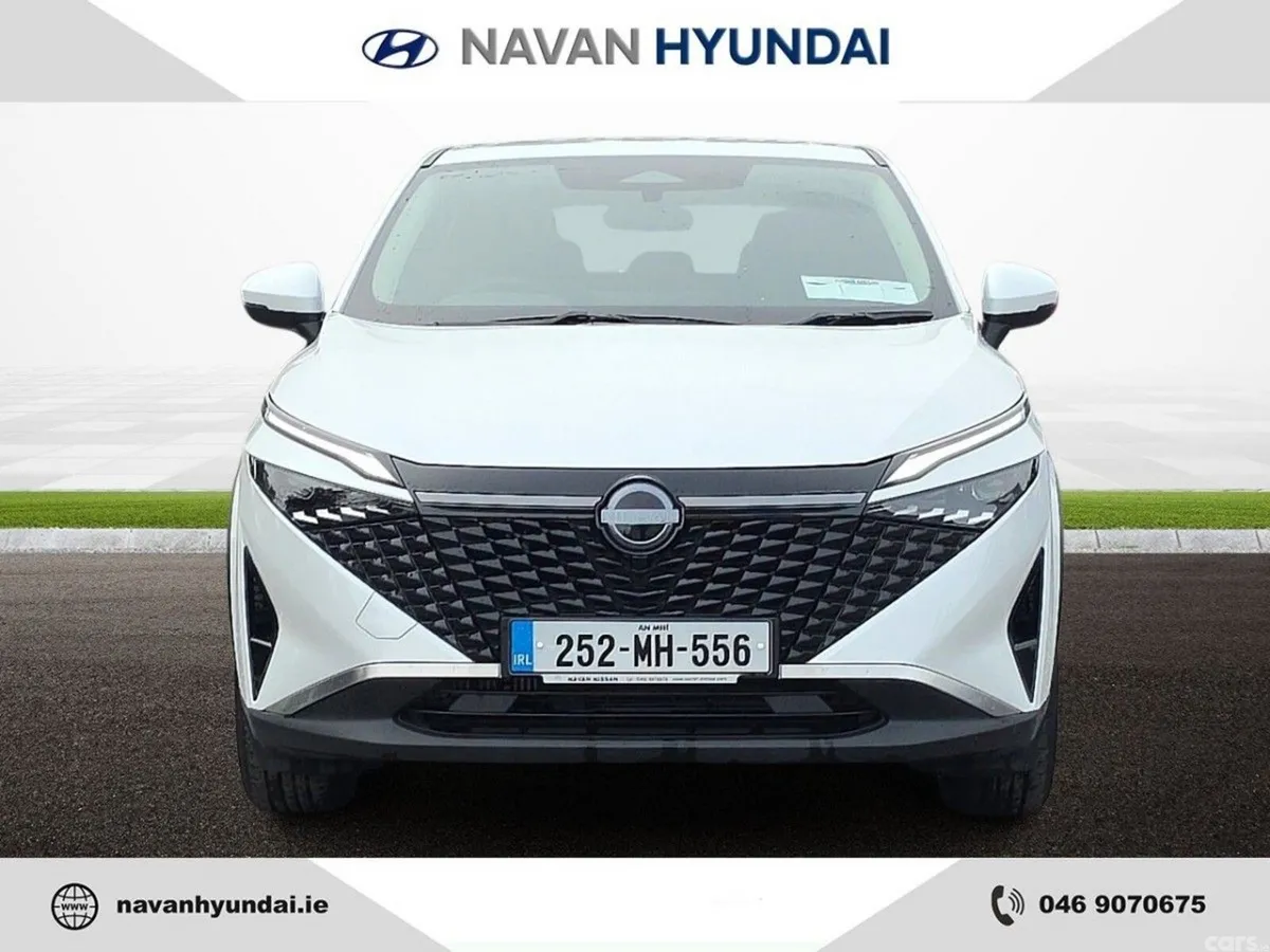 Nissan Qashqai MPV, Petrol, 2025, White
