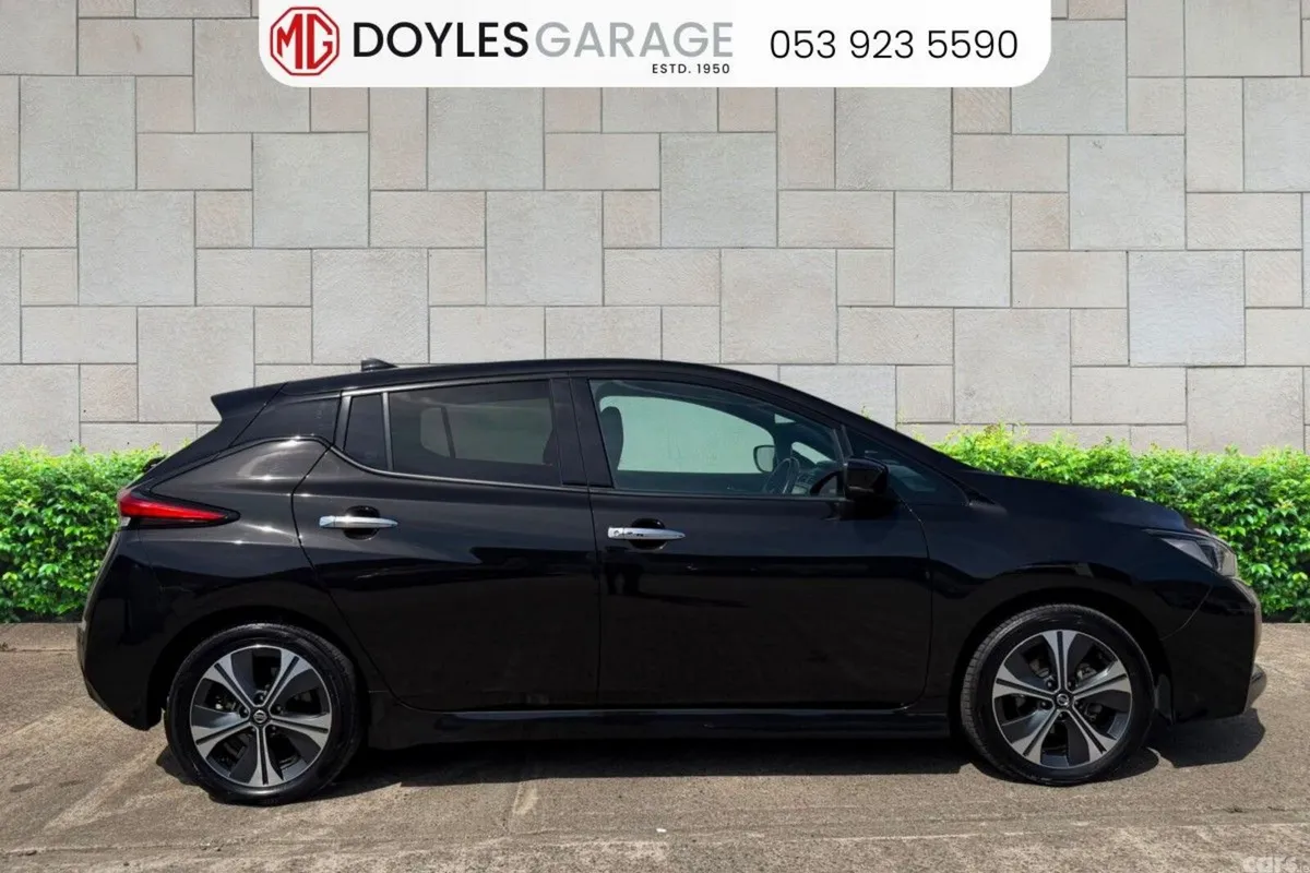 Nissan Leaf Hatchback, Electric, 2022, Black