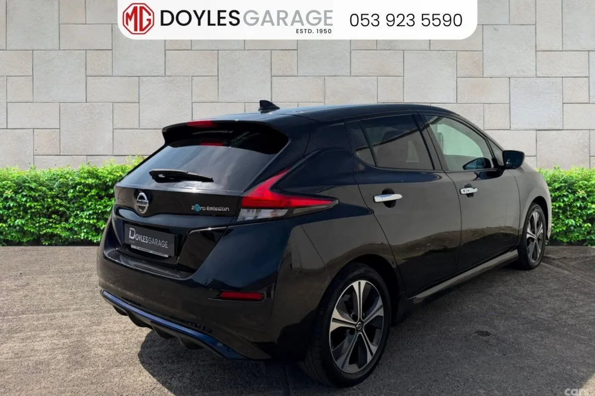 Nissan Leaf Hatchback, Electric, 2022, Black