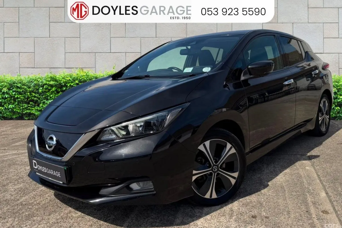 Nissan Leaf Hatchback, Electric, 2022, Black