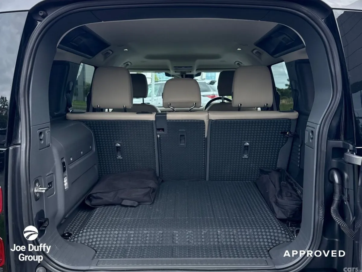Land Rover Defender SUV, Petrol Plug-in Hybrid, 2023, Grey