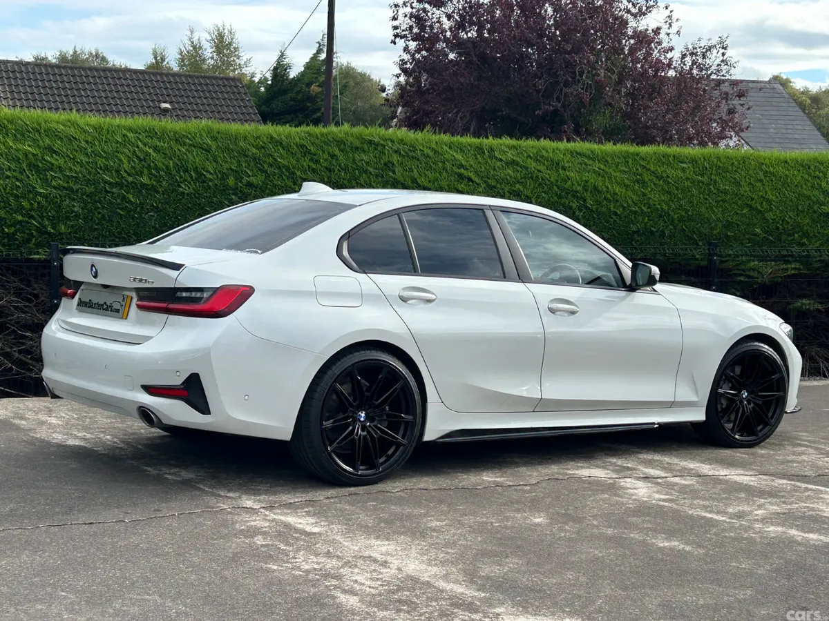 BMW 3-Series Saloon, Petrol Hybrid, 2020, White