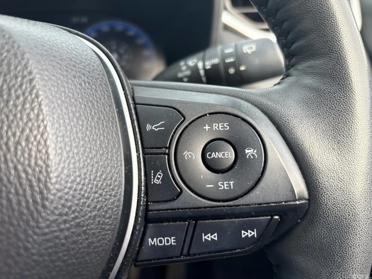 Toyota RAV4 SUV, Petrol Hybrid, 2024, Blue