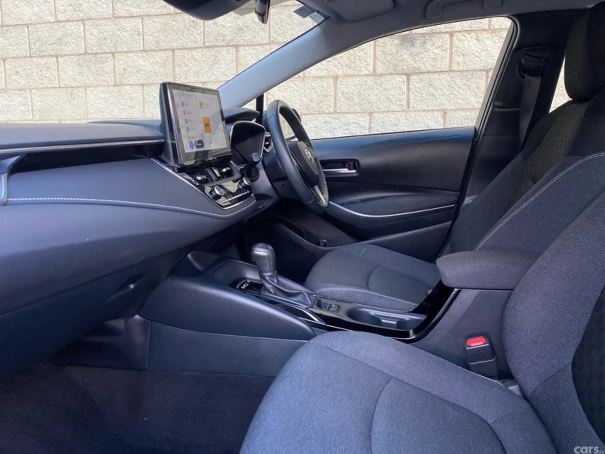 Toyota Corolla Saloon, Petrol Hybrid, 2024, Black