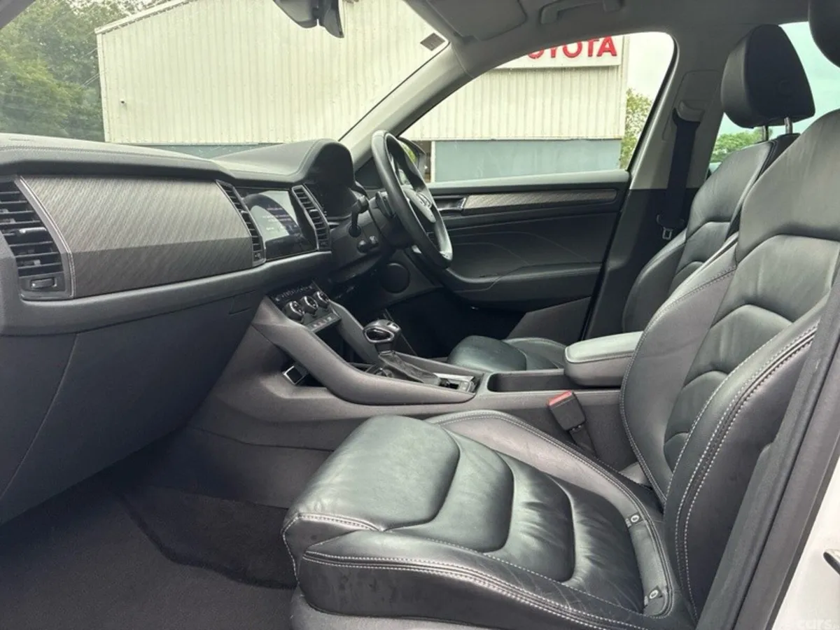 Skoda Kodiaq Estate, Diesel, 2023, White