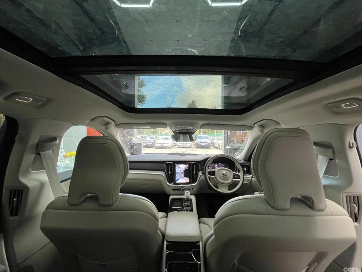 Volvo V60 Estate, Petrol Hybrid, 2025, White