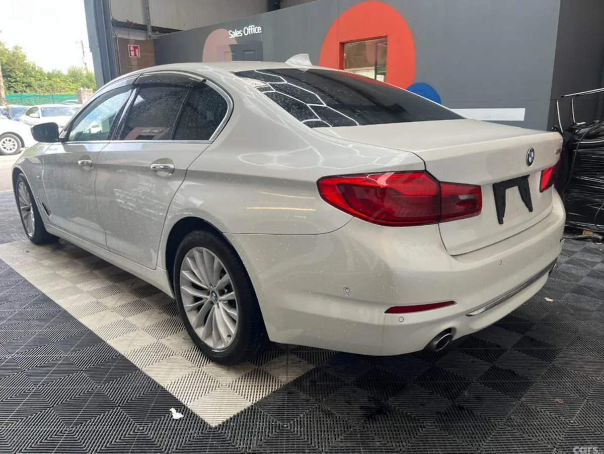 BMW 5-Series Saloon, Diesel, 2017, White