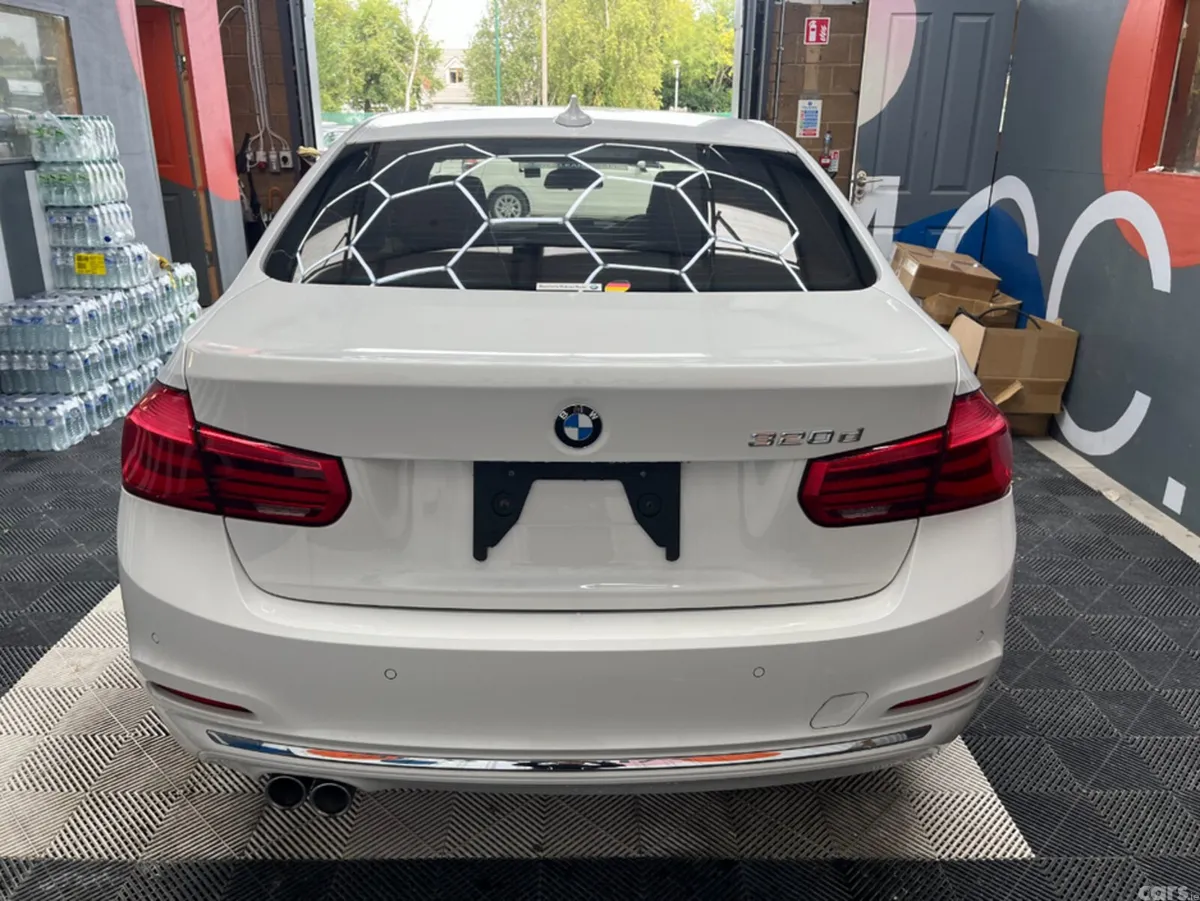 BMW 3-Series Saloon, Diesel, 2017, White