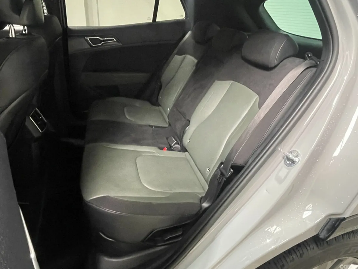 Kia Sportage SUV, Petrol Hybrid, 2024, Grey