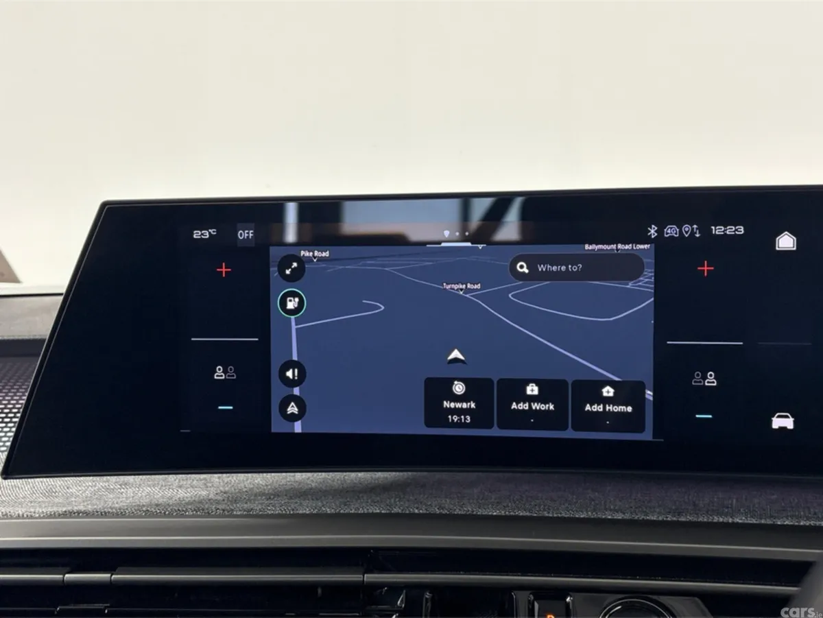 Peugeot 5008 Hatchback, Electric, 2025, Grey