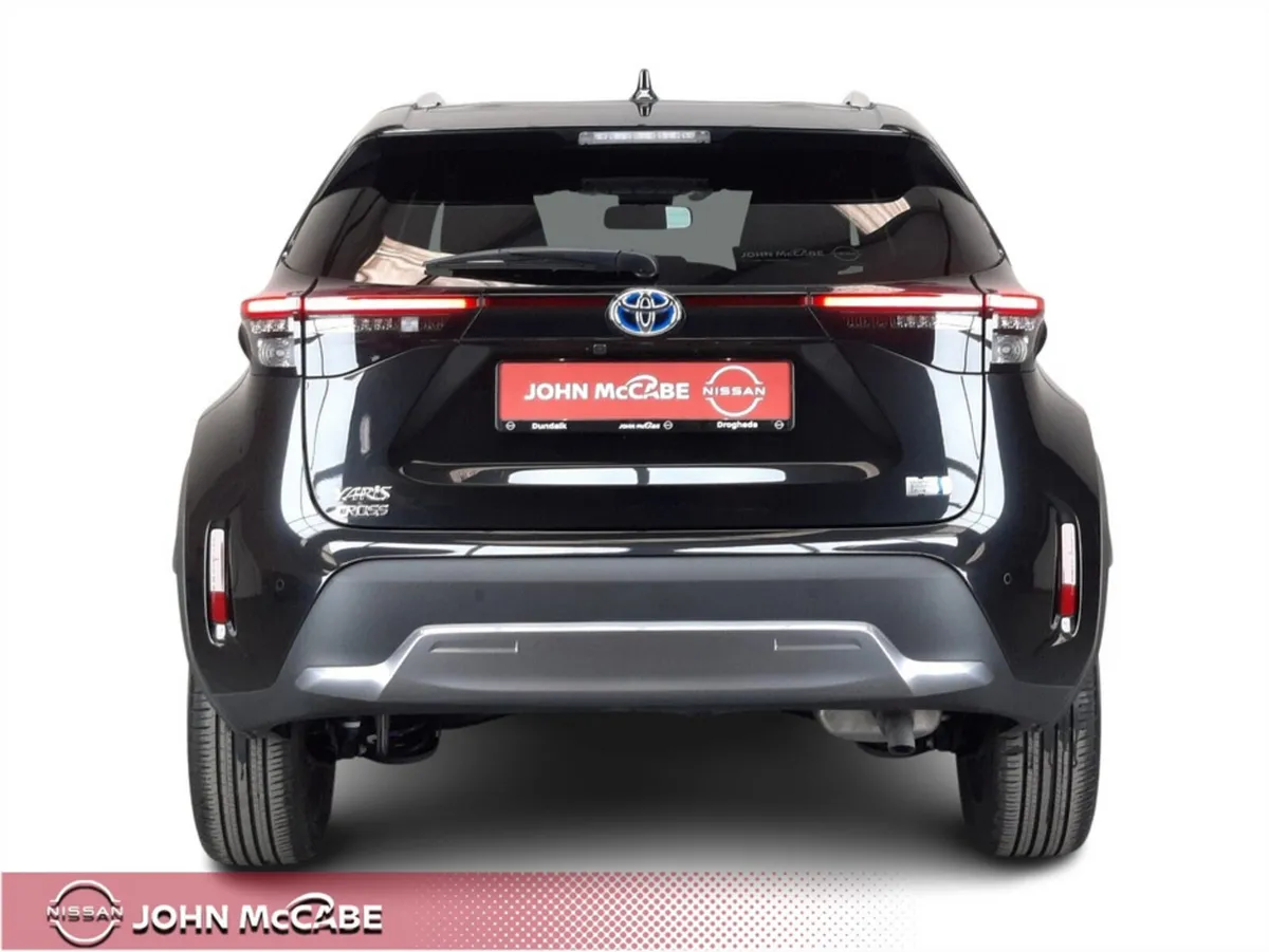 Toyota Yaris Cross SUV, Petrol Hybrid, 2023, Black