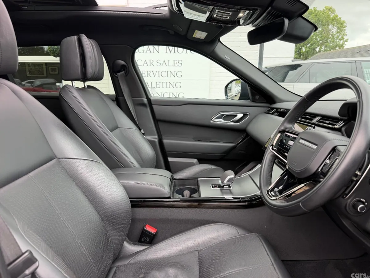 Land Rover Range Rover Velar Estate, Petrol Plug-in Hybrid, 2023, Black