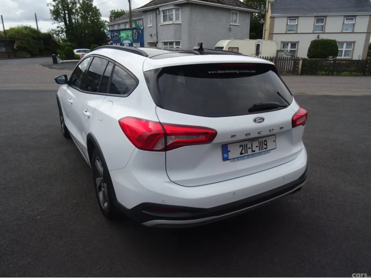 Ford Focus Estate, Petrol, 2021, White